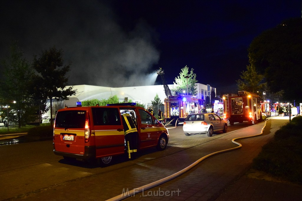 Grossbrand Halle Troisdorf Kriegsdorf Junkersring P622.JPG - Miklos Laubert